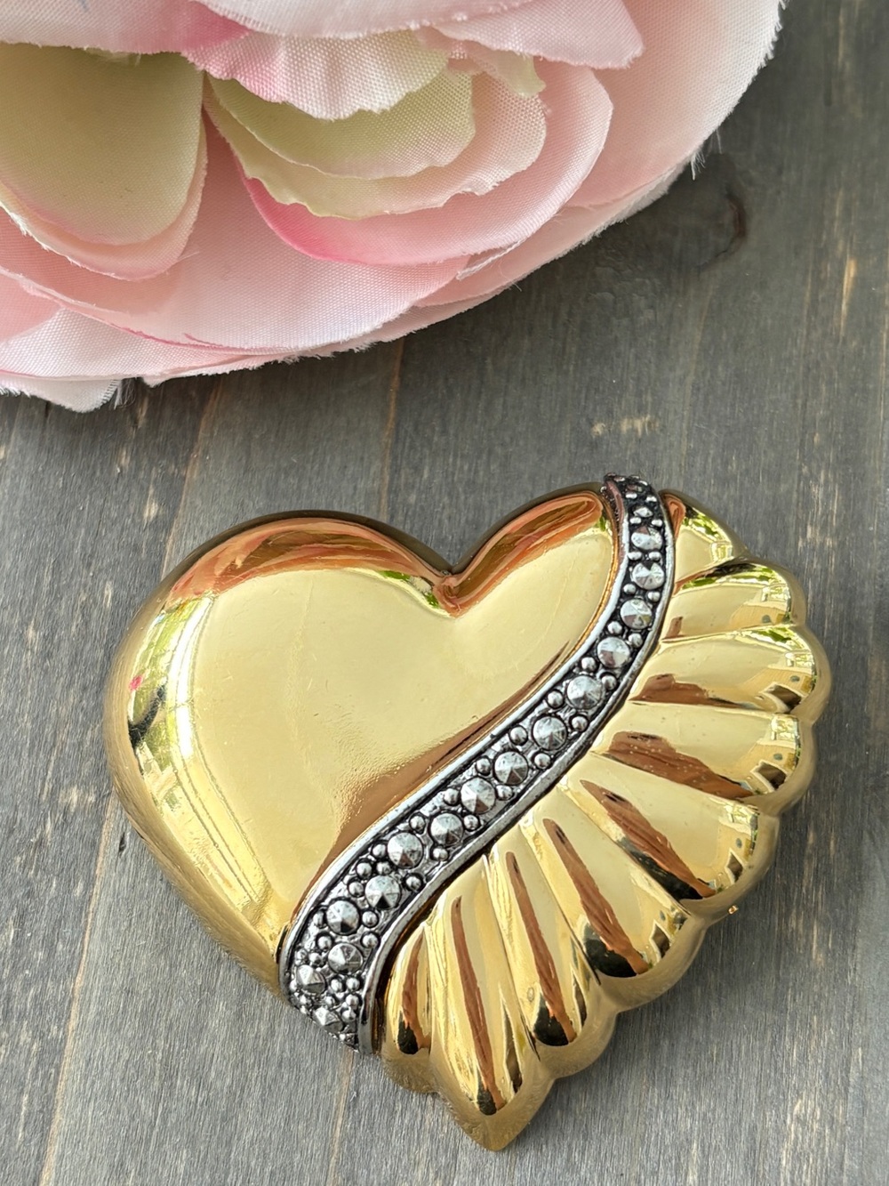 Vintage Gold Tone Large Heart Faux Marcasite Scallop Edge Brooch